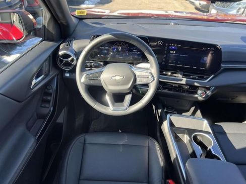 Certified 2025 Chevrolet Equinox LT w/ Safety and Technology Package image 14