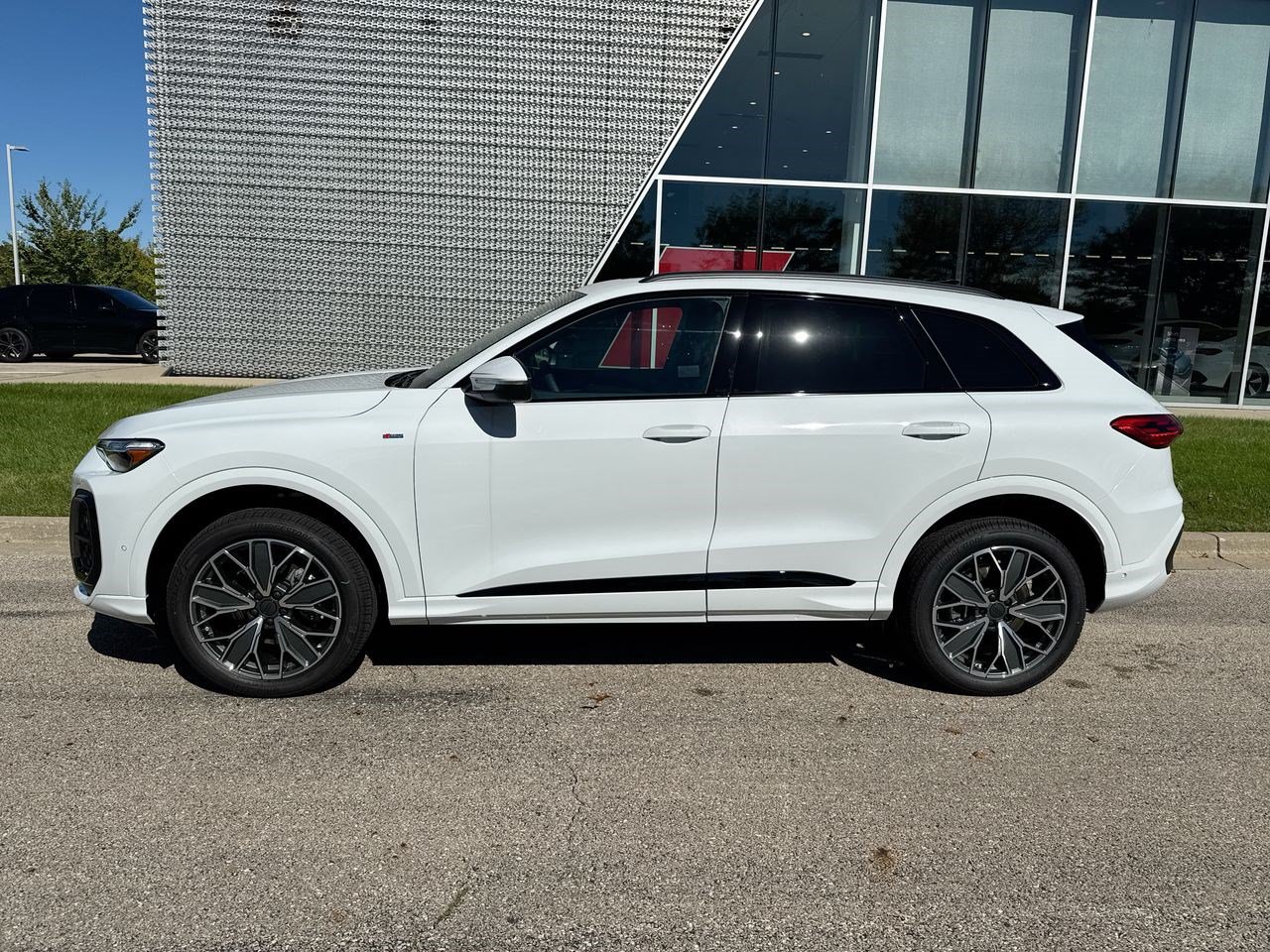 New 2026 Audi Q5 Premium Plus AWD/4WD image 26