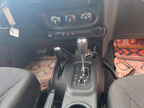 Used 2014 Jeep Wrangler Sport AWD/4WD image 36