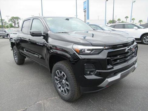 New 2026 Chevrolet Colorado Z71 w/ Technology Package AWD/4WD image 3