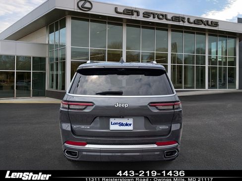 Used 2023 Jeep Grand Cherokee L Summit w/ Advanced Protech Group IV AWD/4WD image 4
