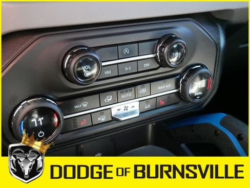 Used 2024 Ford Bronco Black Diamond image 22