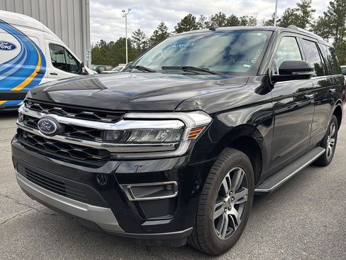 Certified 2023 Ford Expedition Limited image 2
