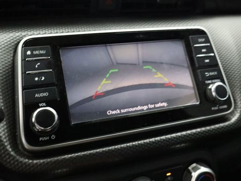 Used 2020 Nissan Kicks S image 22