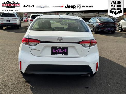 Used 2023 Toyota Corolla LE image 5