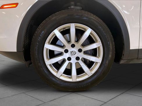 Used 2019 Porsche Cayenne AWD/4WD image 9
