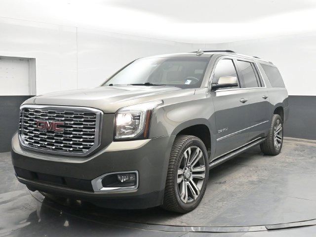 Used 2018 GMC Yukon XL Denali w/ Denali Ultimate Package AWD/4WD image 10