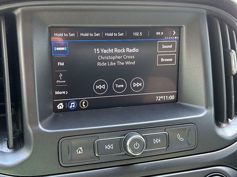 Used 2021 Chevrolet Colorado W/T w/ WT Convenience Package RWD image 14