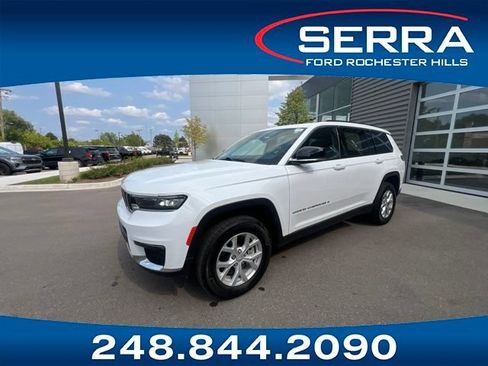 Used 2023 Jeep Grand Cherokee L Limited AWD/4WD image 1