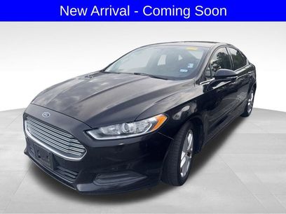 Used 2016 Ford Fusion SE