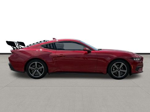 Used 2024 Ford Mustang Coupe RWD image 4