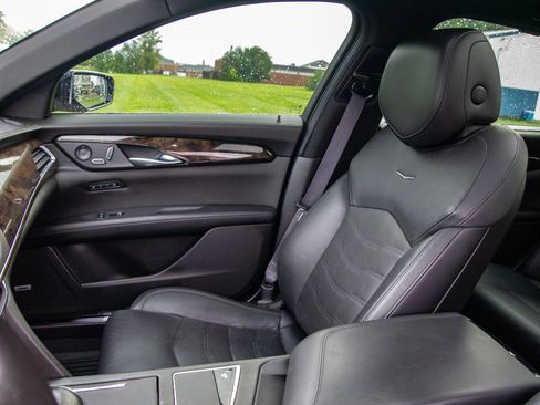 Used 2018 Cadillac CT6 Luxury AWD/4WD image 14