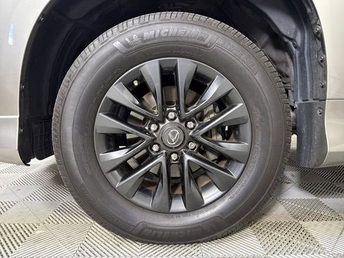 Used 2022 Lexus GX 460 Premium AWD/4WD image 22