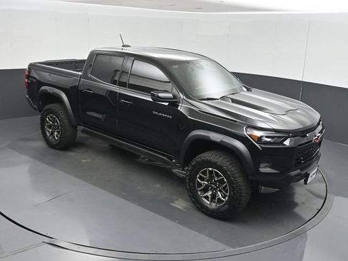 Used 2024 Chevrolet Colorado ZR2 AWD/4WD image 34