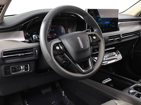 New 2026 Lincoln Corsair Reserve w/ Jet Appearance Package AWD/4WD image 12