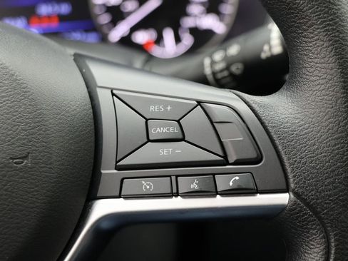 Used 2024 Nissan Altima 2.5 SV AWD/4WD image 20