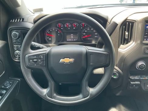 Used 2025 Chevrolet Silverado 2500 Custom w/ Custom Value Package AWD/4WD image 3