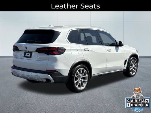 Used 2024 BMW X5 xDrive40i w/ Parking Assistance Package AWD/4WD image 3
