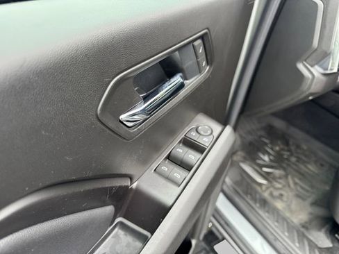 Used 2025 GMC Canyon Elevation image 12