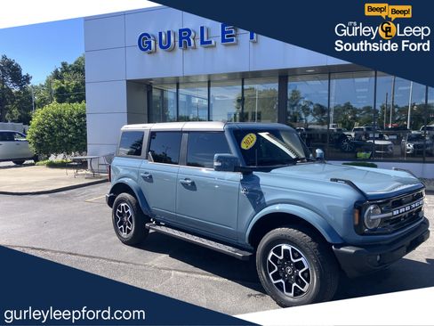Used 2023 Ford Bronco Outer Banks AWD/4WD image 1