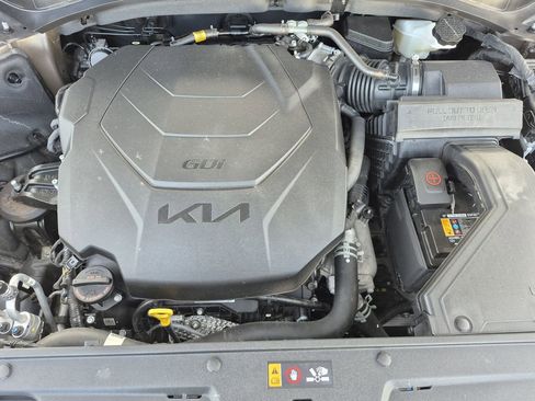 Used 2025 Kia Telluride S image 18