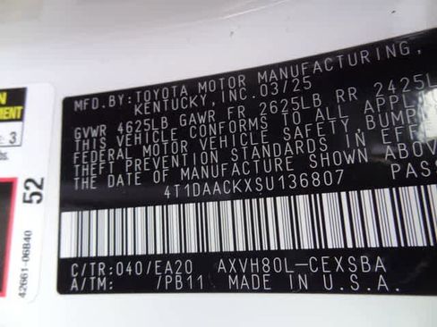 Used 2025 Toyota Camry SE FWD image 40
