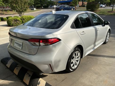Used 2026 Toyota Corolla LE image 10