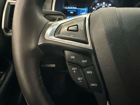 Used 2017 Ford Edge SEL w/ Equipment Group 201A image 22