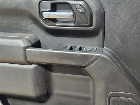 Used 2022 Chevrolet Silverado 1500 Custom w/ Safety Confidence Package AWD/4WD image 26