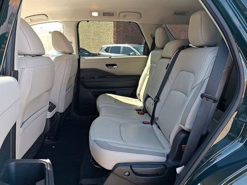 Certified 2023 Nissan Pathfinder SL AWD/4WD image 12