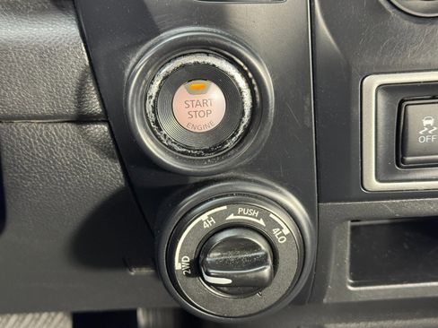 Used 2018 Nissan Titan S w/ S Utility Package image 20