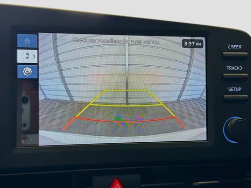 Used 2025 Hyundai Elantra Sport FWD image 15