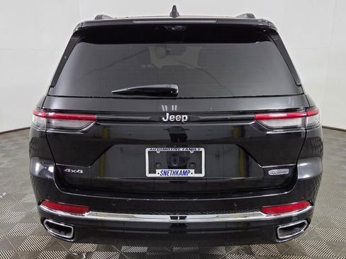 Used 2022 Jeep Grand Cherokee Overland w/ Luxury Tech Group IV image 7
