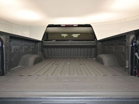 Used 2024 Chevrolet Silverado 2500 Custom w/ Custom Value Package AWD/4WD image 23