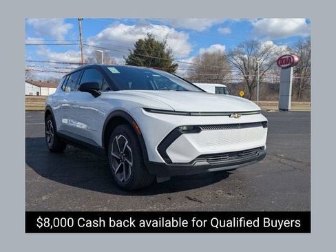 Used 2026 Chevrolet Equinox EV LT image 1