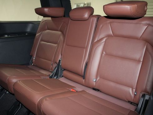 New 2025 Lincoln Navigator Reserve image 29