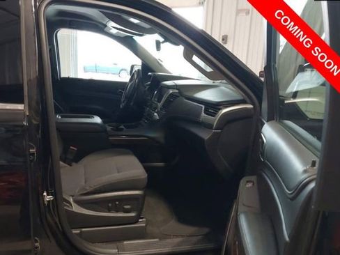 Used 2017 Chevrolet Suburban LS w/ Skid Plate Package AWD/4WD image 5