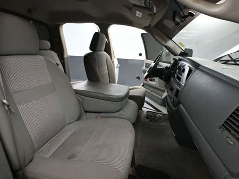 Used 2009 Dodge Ram 2500 Truck SLT w/ Popular Equipment Group AWD/4WD image 41