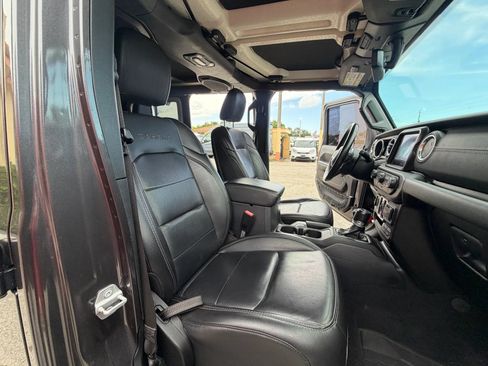Used 2021 Jeep Wrangler Unlimited Sahara AWD/4WD image 24