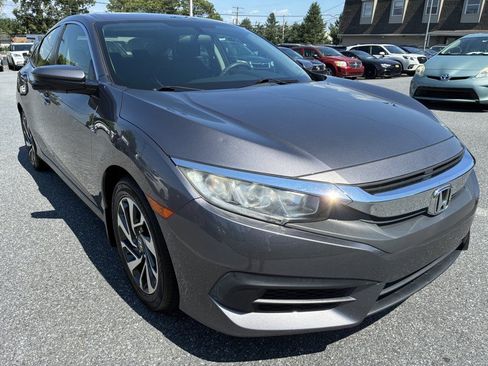Used 2017 Honda Civic EX image 3