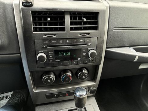 Used 2010 Jeep Liberty Sport w/ Popular Equipment Group image 10