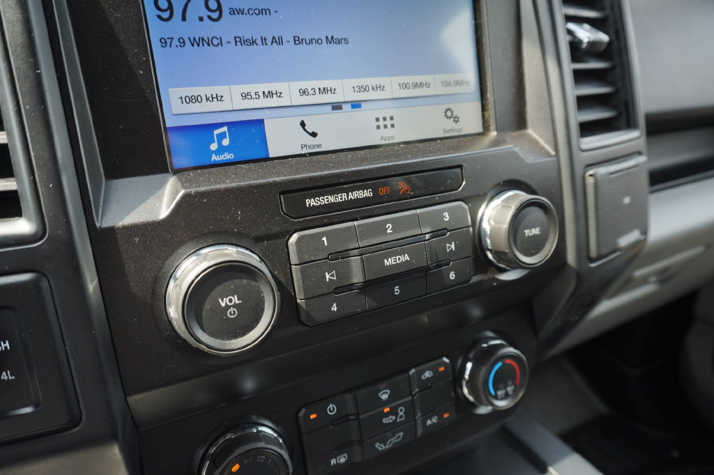 Used 2019 Ford F150 XL w/ Equipment Group 101A Mid AWD/4WD image 17