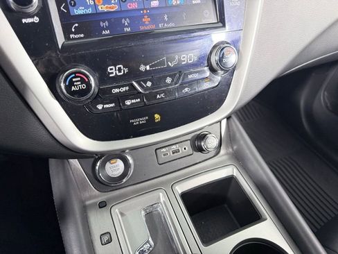 Used 2022 Nissan Murano SV image 20