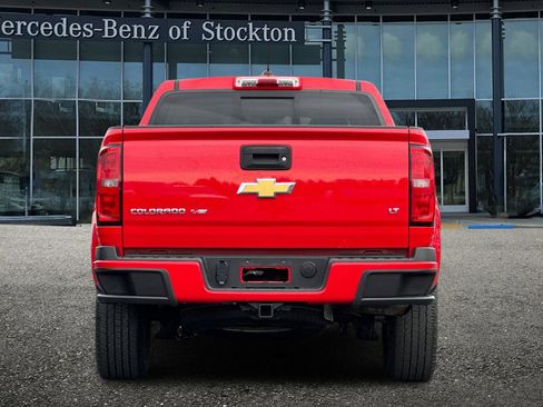 Used 2017 Chevrolet Colorado LT w/ LT Convenience Package image 5