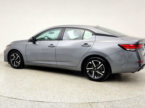 Used 2024 Nissan Sentra SV image 7