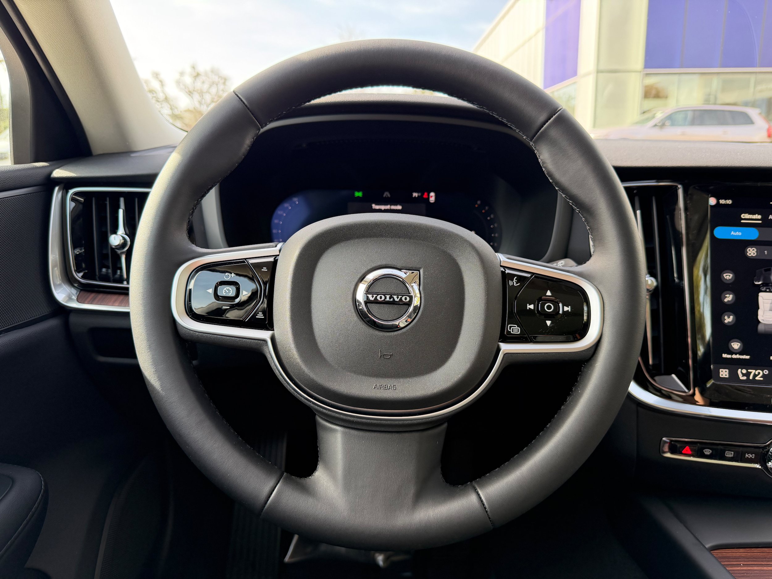 New 2026 Volvo V60 B5 Cross Country Plus w/ Protection Package Premier AWD/4WD image 14