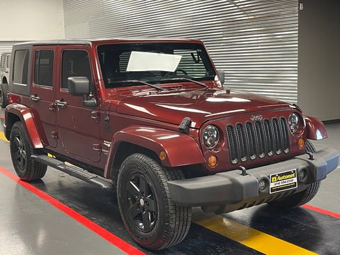 Used 2007 Jeep Wrangler Unlimited Sahara w/ Trailer Tow Group image 7