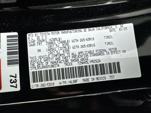 Used 2025 Toyota Tacoma Limited AWD/4WD image 86