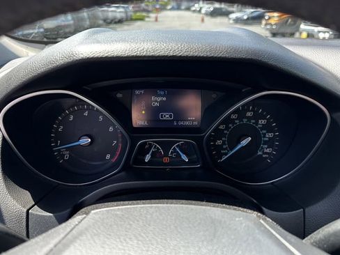 Used 2014 Ford Focus SE w/ SE Sport Package FWD image 20