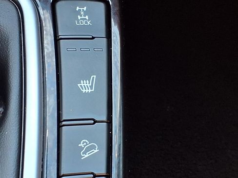 Used 2024 Kia Seltos SX AWD/4WD image 16